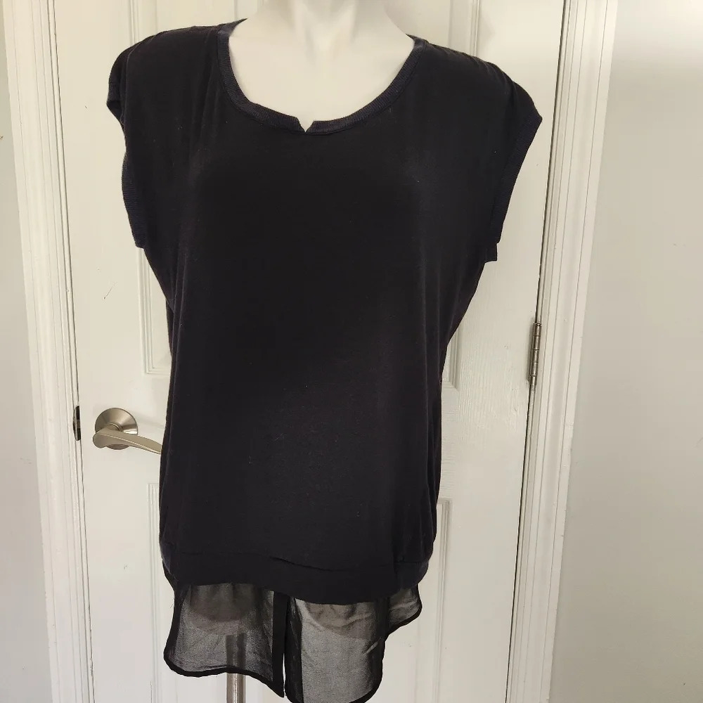 Final Sale Two by Vince Camuto Black Top - Picture 1 of 11